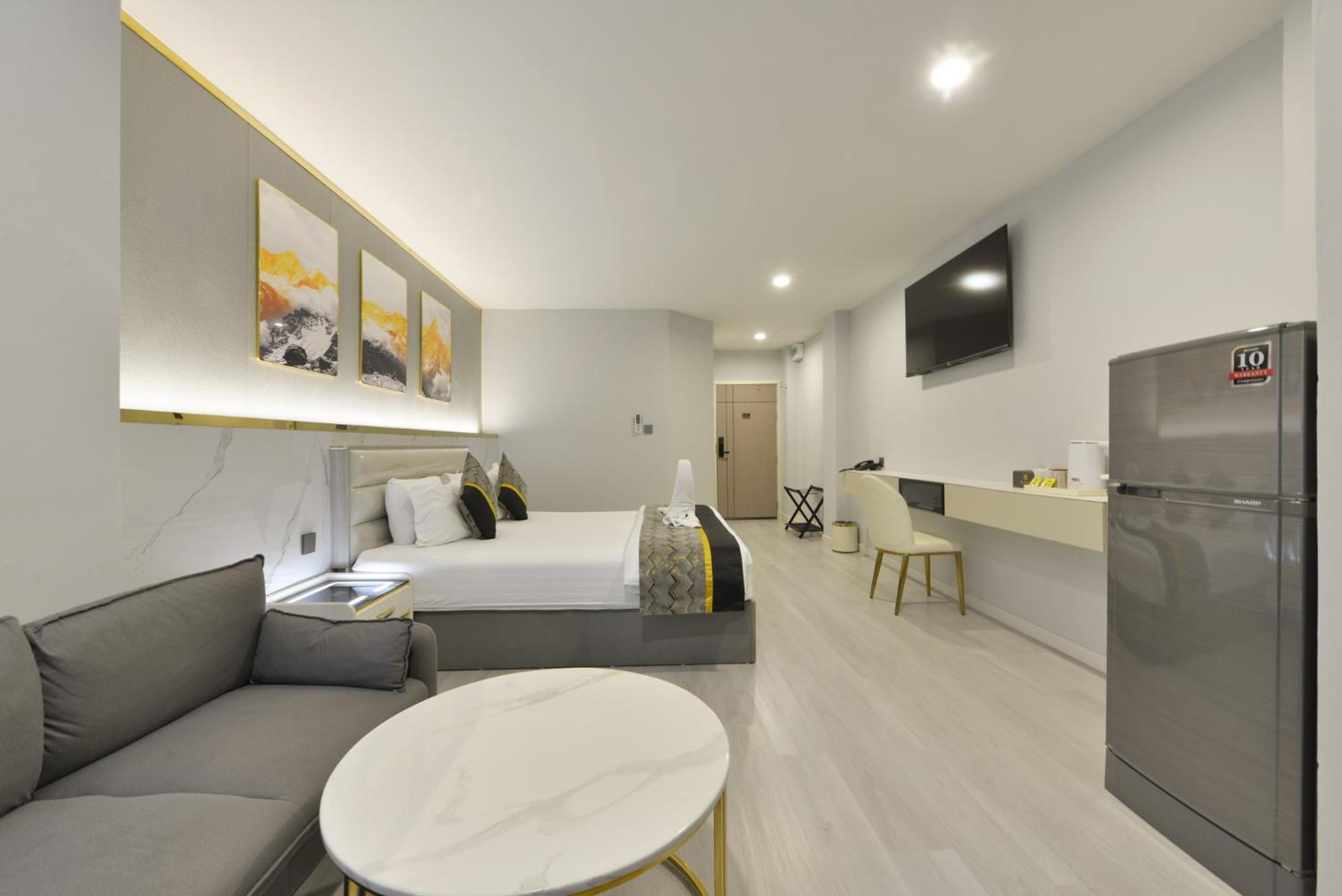 Large Double Room