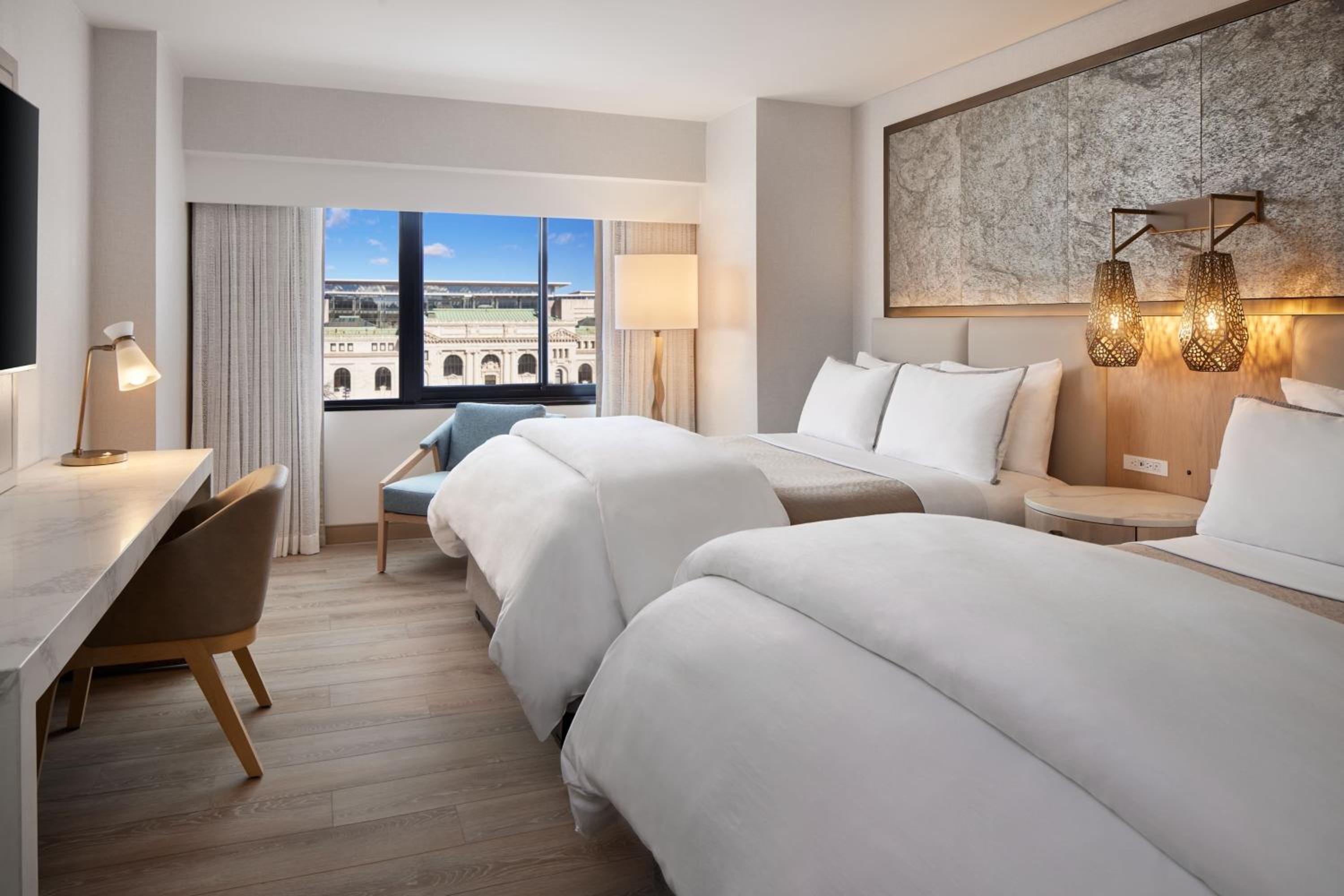 Queen Room with Two Queen Beds and Park View