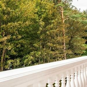 Джуниор Сюит с видом на холм