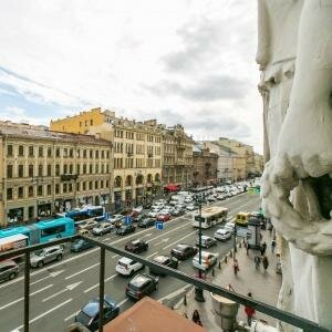 Люкс с кроватью King-Size и балконом