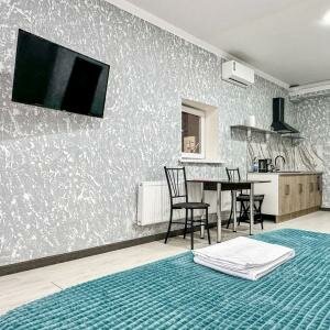 Студия с кухней