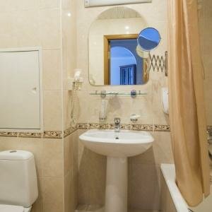 ЛЮКС ДВУХКОМНАТНЫЙ с двуспальной кроватью