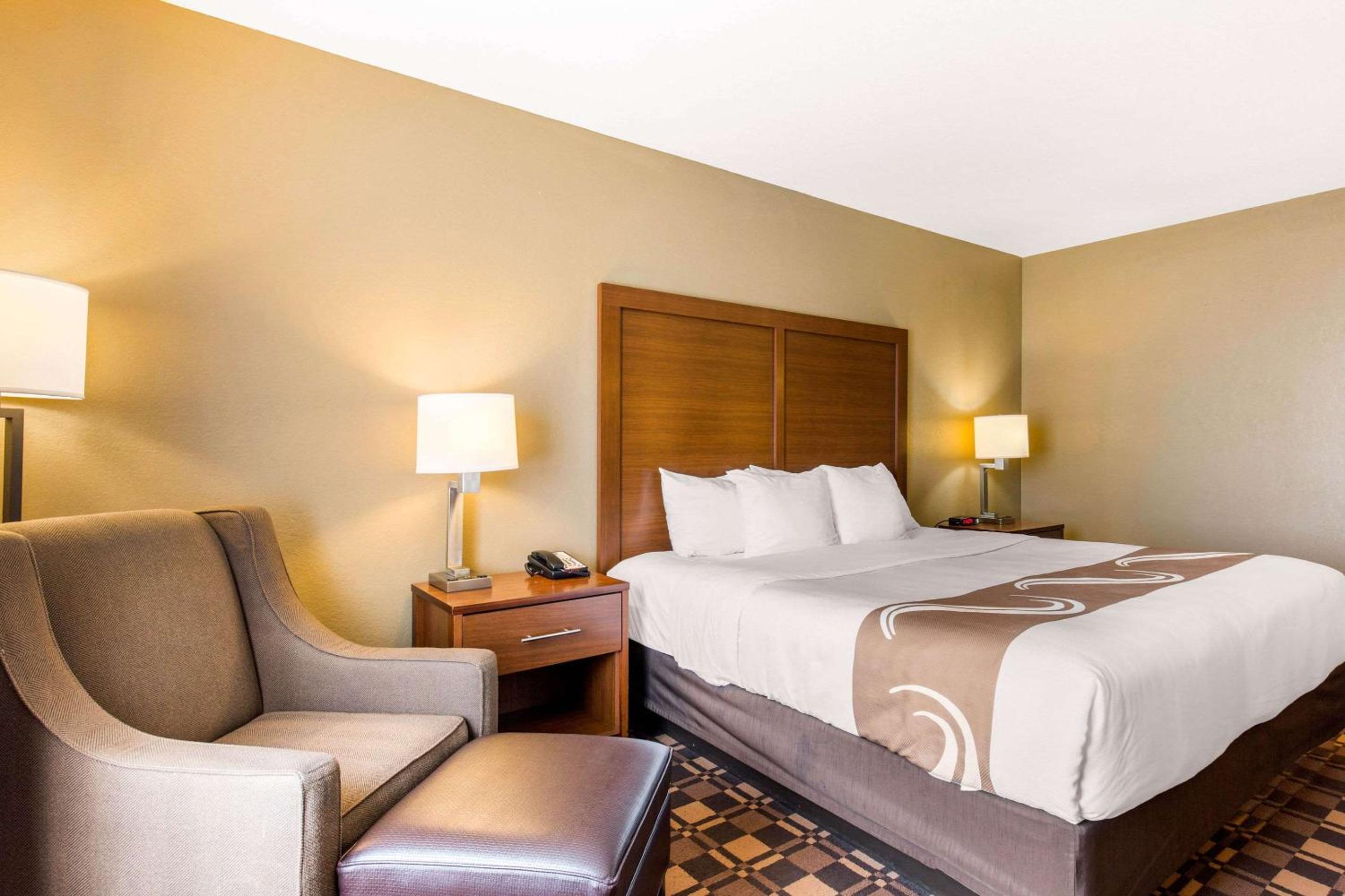 King Room - Non-Smoking