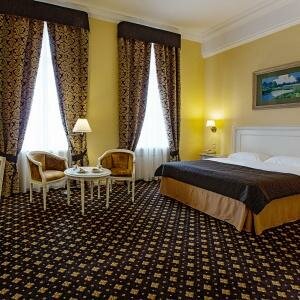 Джуниор Сюит с видом на город