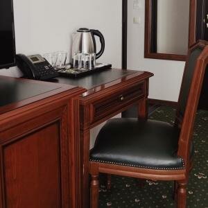 ДВУХМЕСТНЫЙ ДЕЛЮКС С 1 БОЛЬШОЙ КРОВАТЬЮ ИЛИ ДВУМЯ РАЗДЕЛЬНЫМИ КРОВАТЯМИ