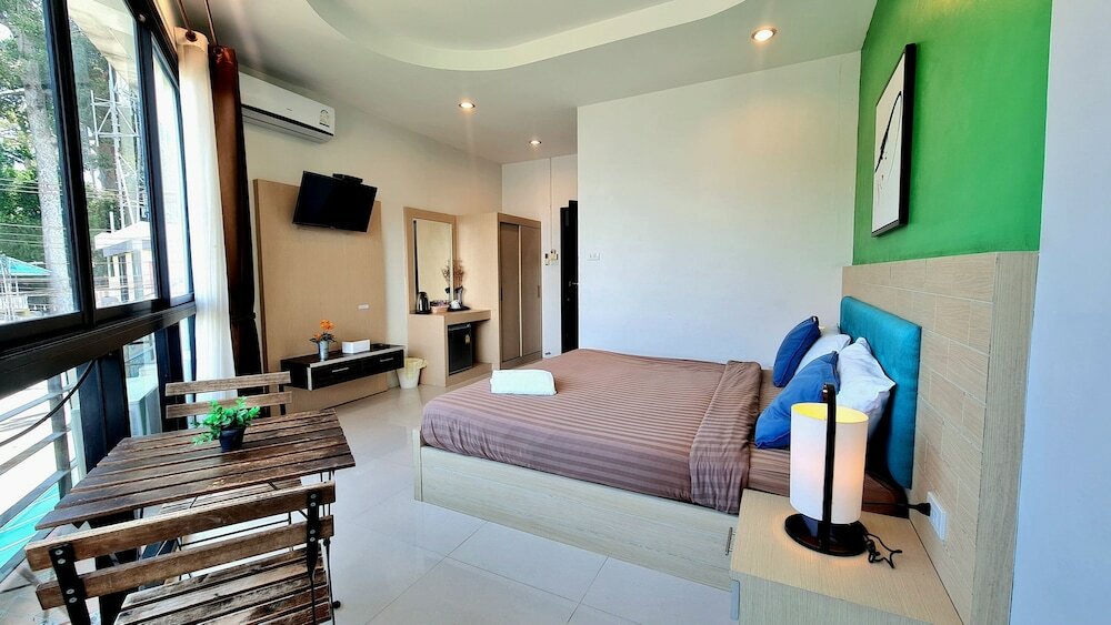 Standard Room with window