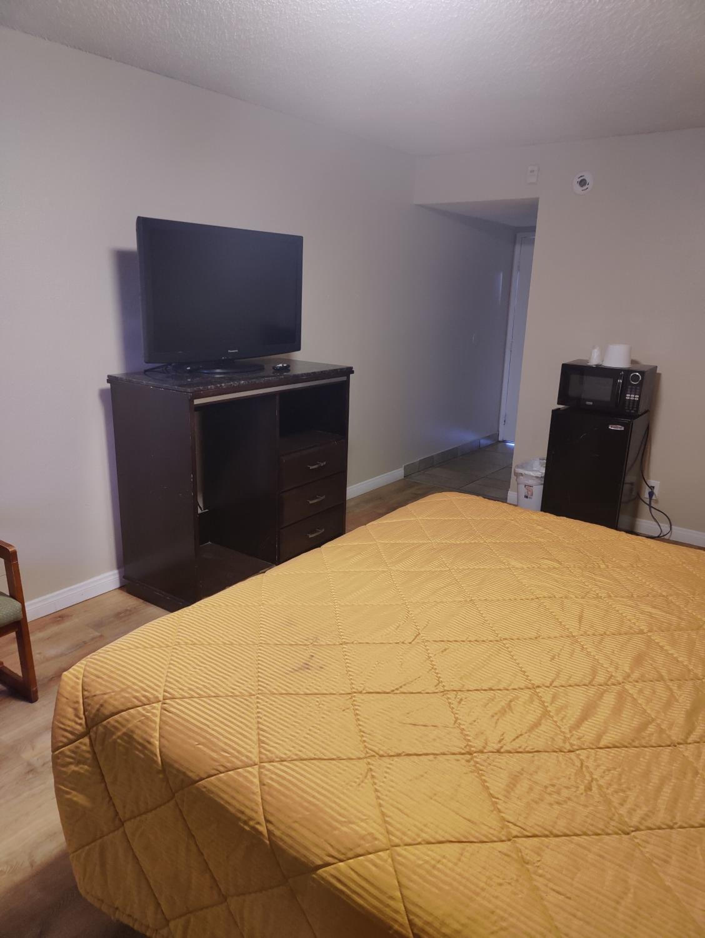 King Room With Balcony