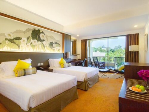 Premium Twin Room With Garden View в Dusit Thani Pattaya