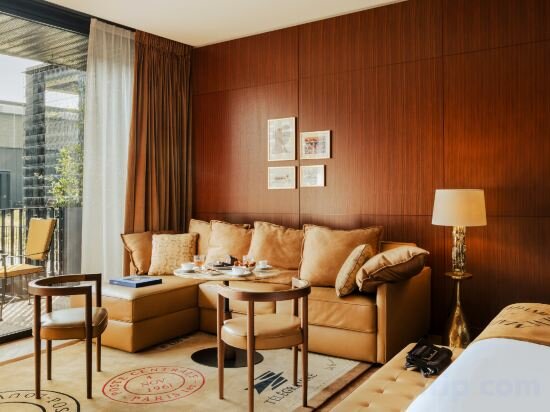 Family Junior Suite Garden View With Terrace