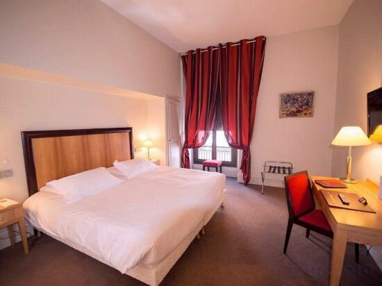 Superior Room With City View