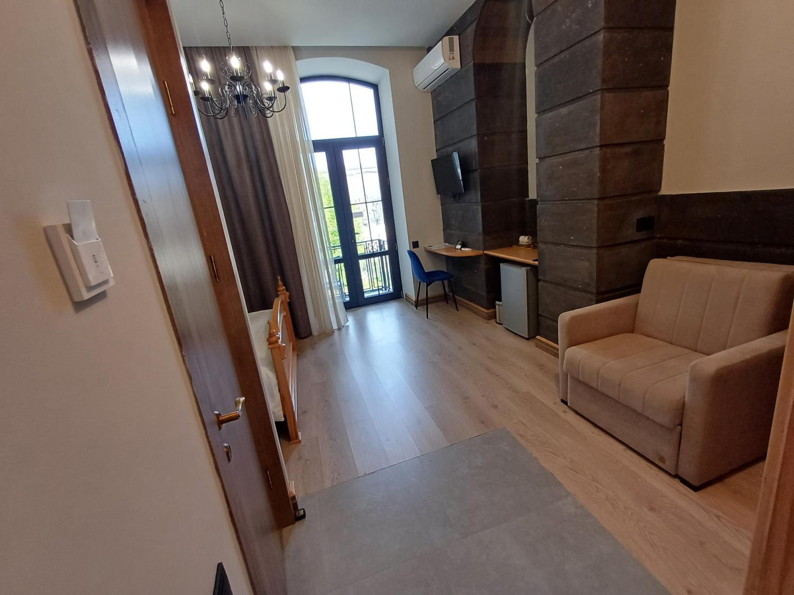 Deluxe Double Room with Balcony