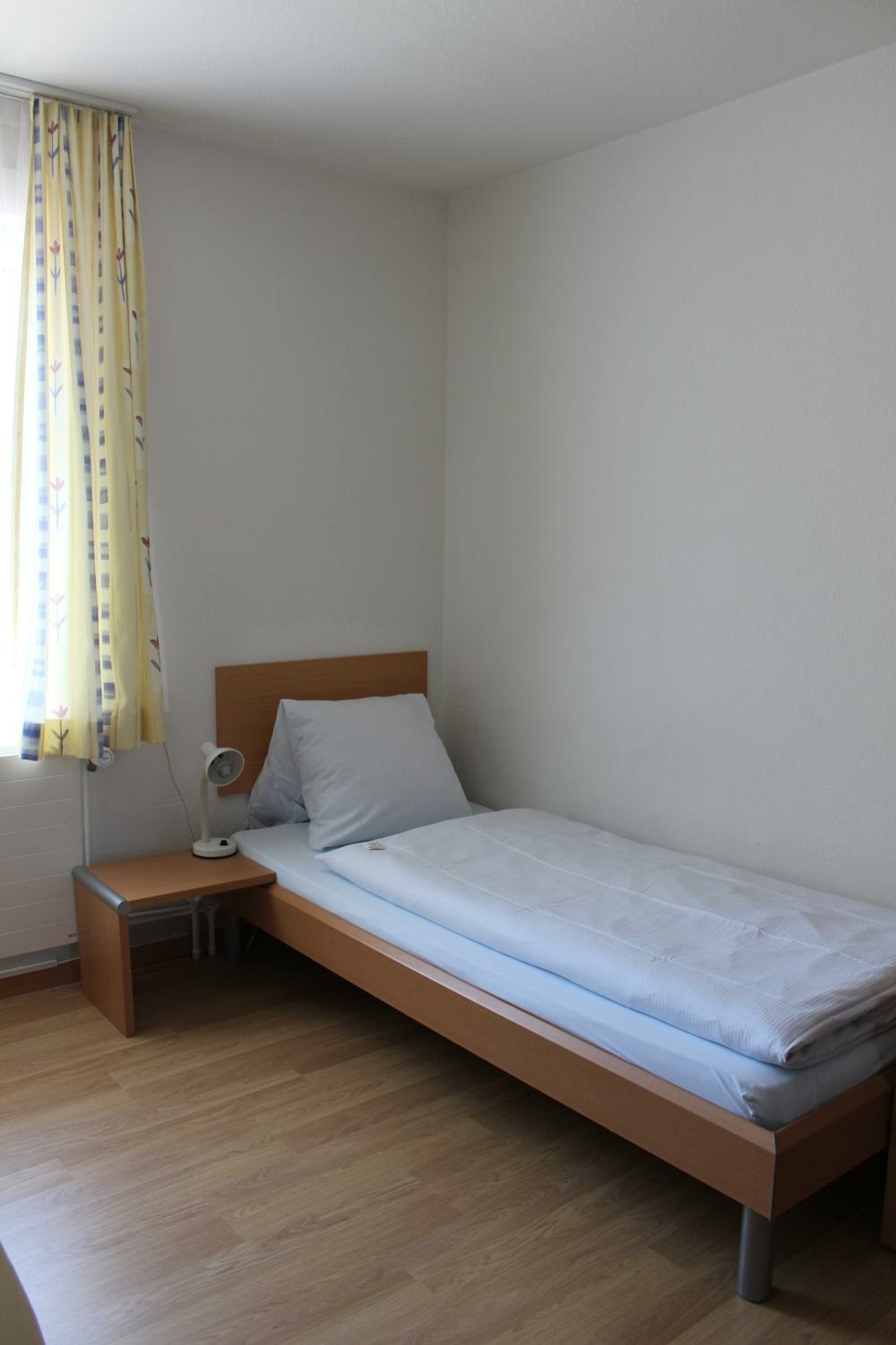 Single Room with Shared Bathroom