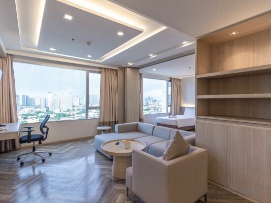 Jacuzzi Suite 2 Bedroom