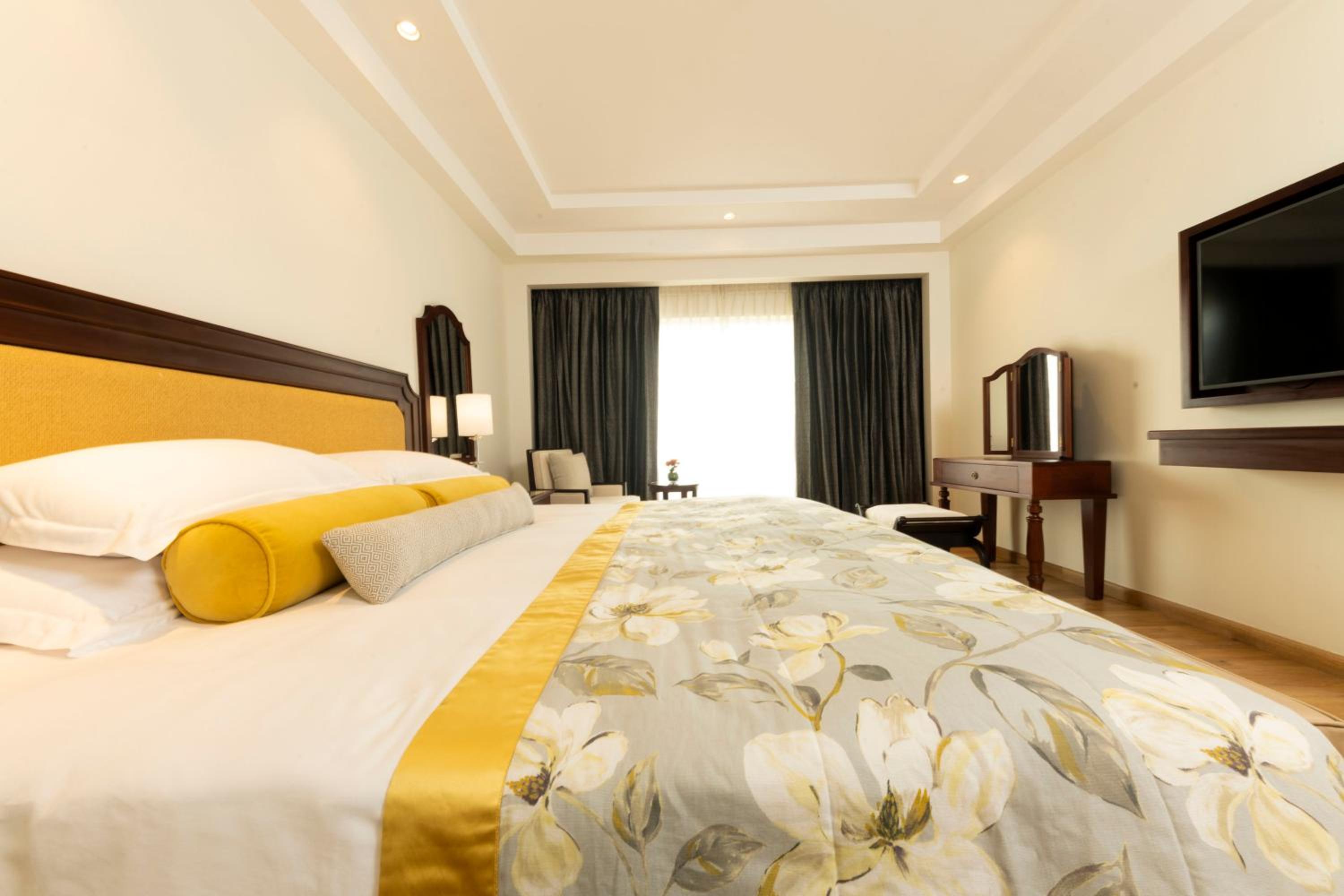 One-Bedroom Executive Suite with Ocean View