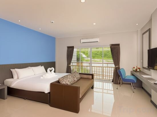 Premier Triple Room