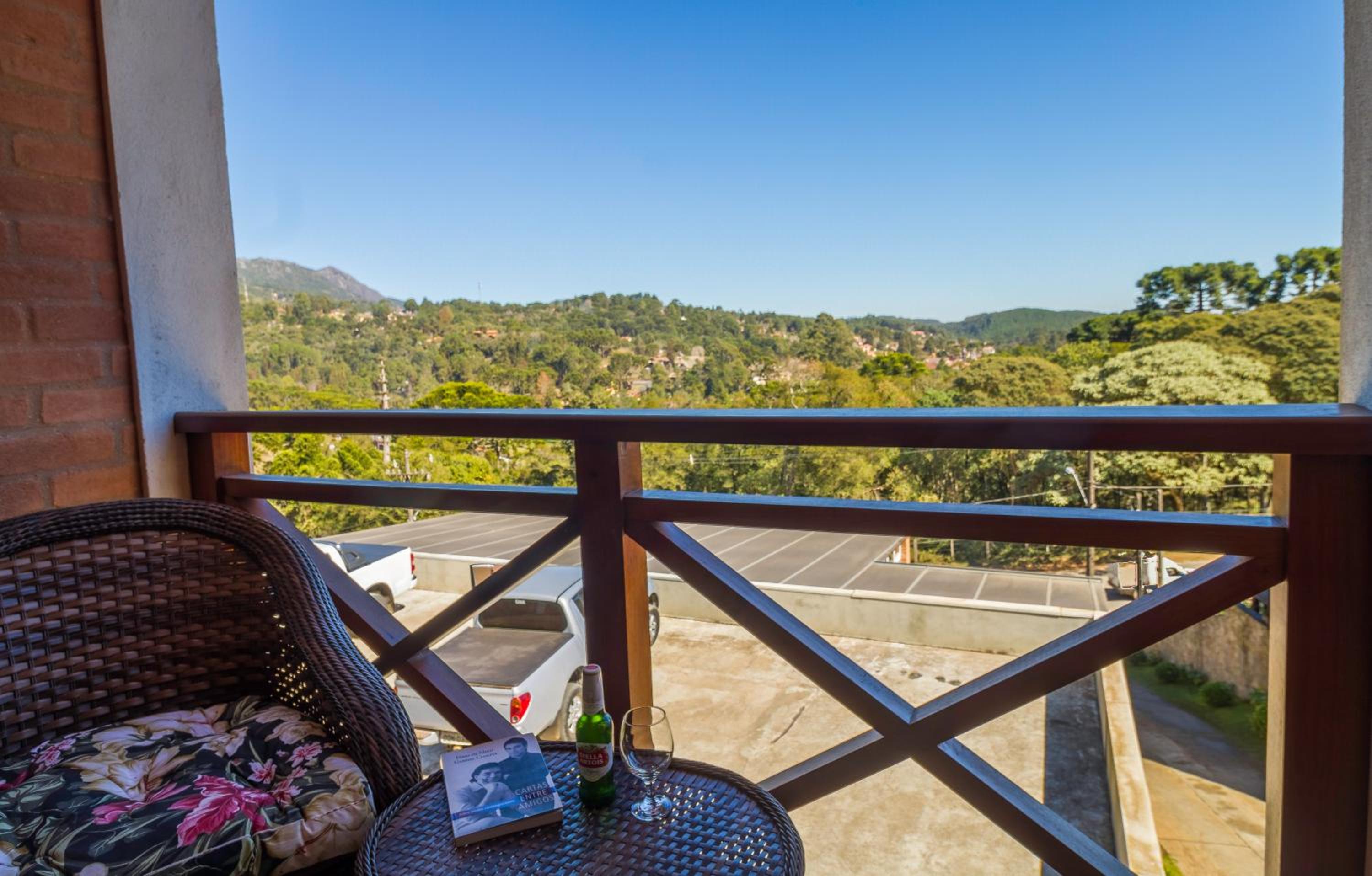 Exclusive Suite with Jacuzzi and View.