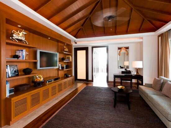 Four Bedroom Ocean Front Residence Villa No 31