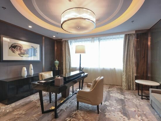 Presidential Suite