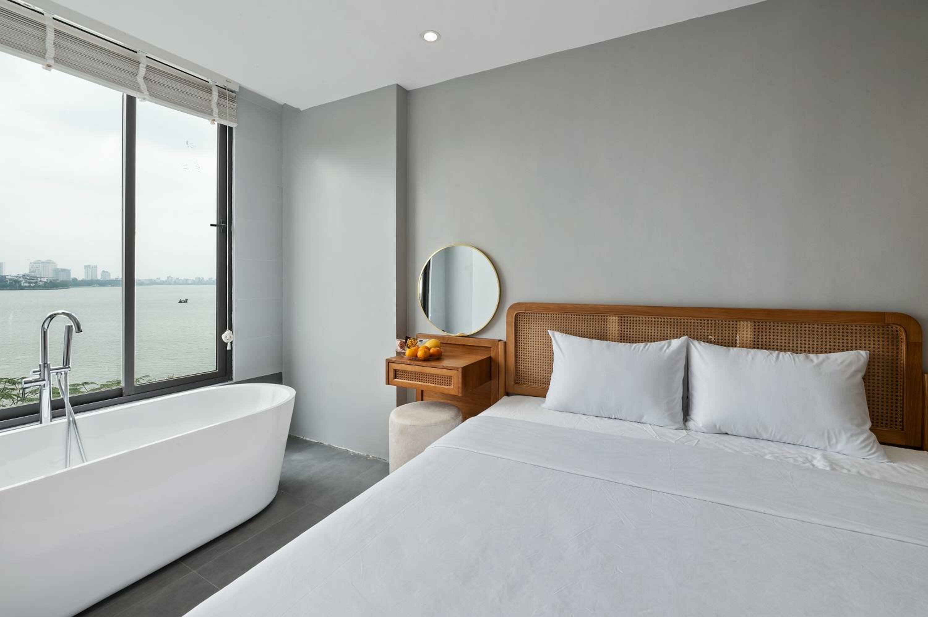 Double Room with Lake View