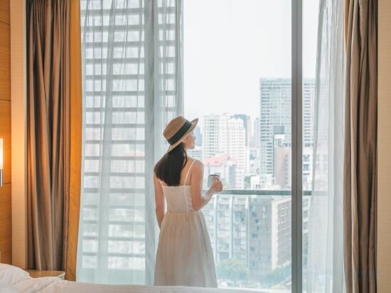 Superior City View Room