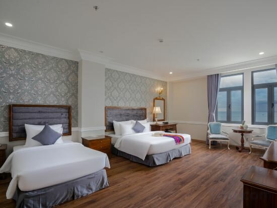 Family Room City View