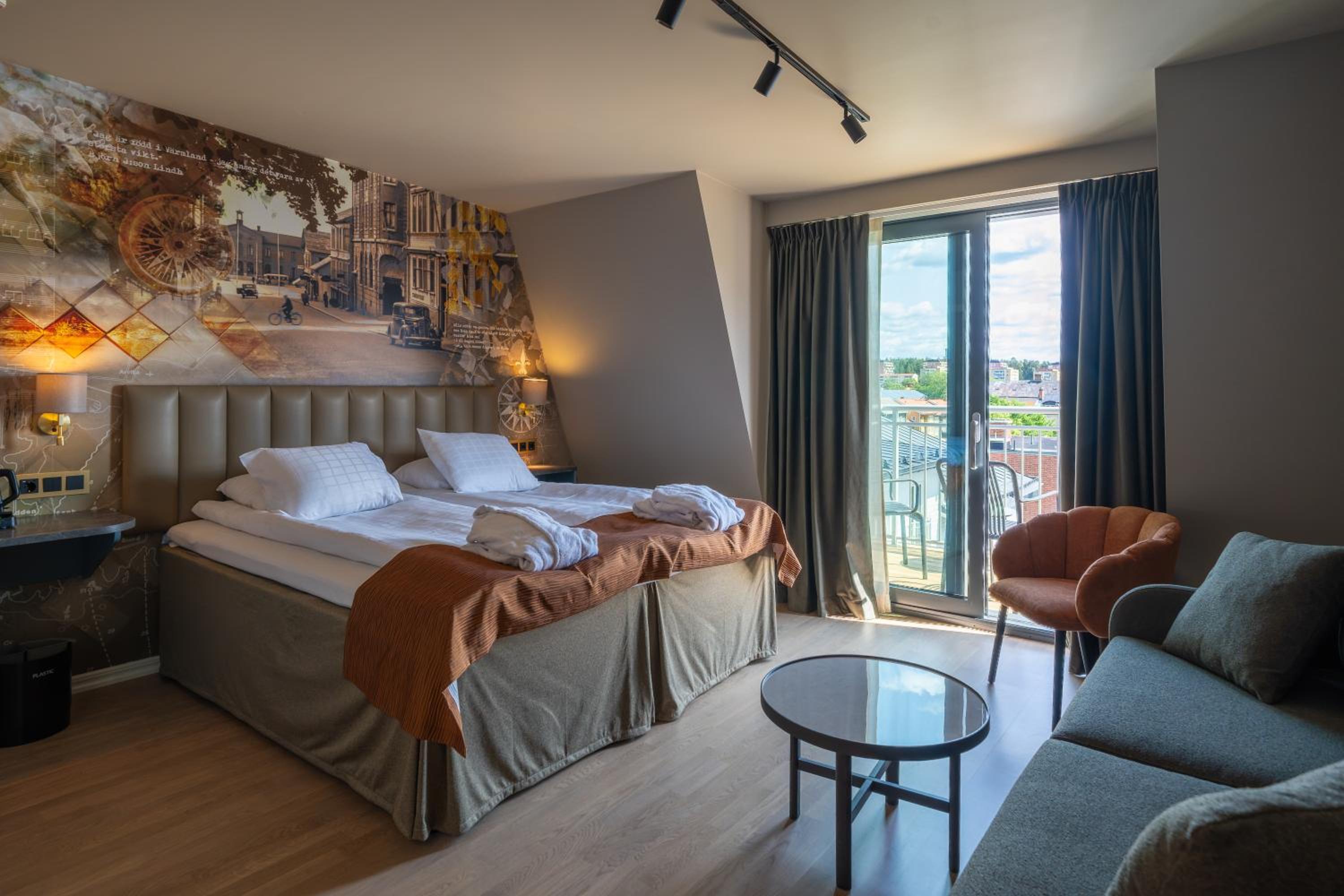 Superior Family Room