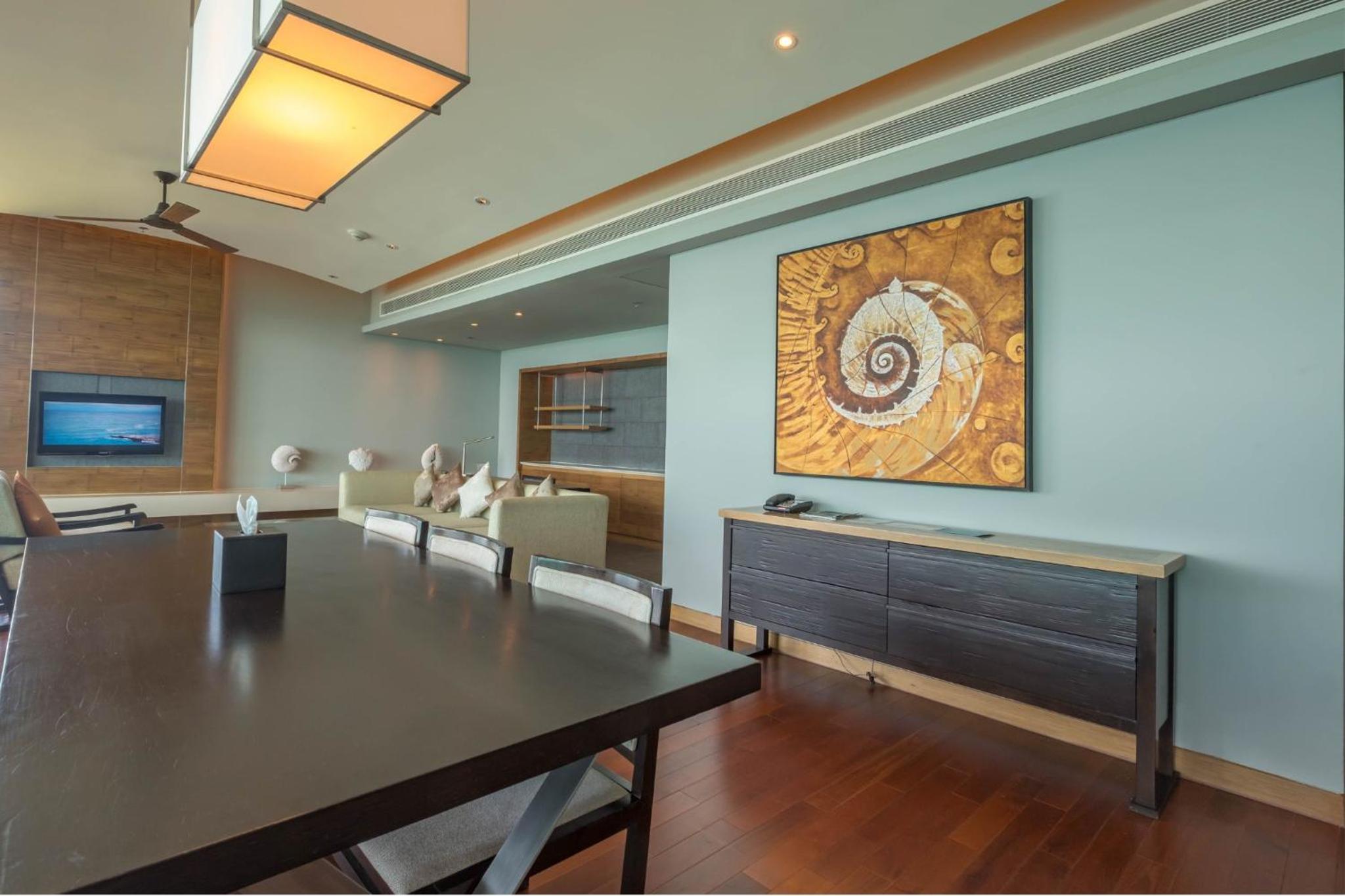 King Suite with Private Pool and Ocean View