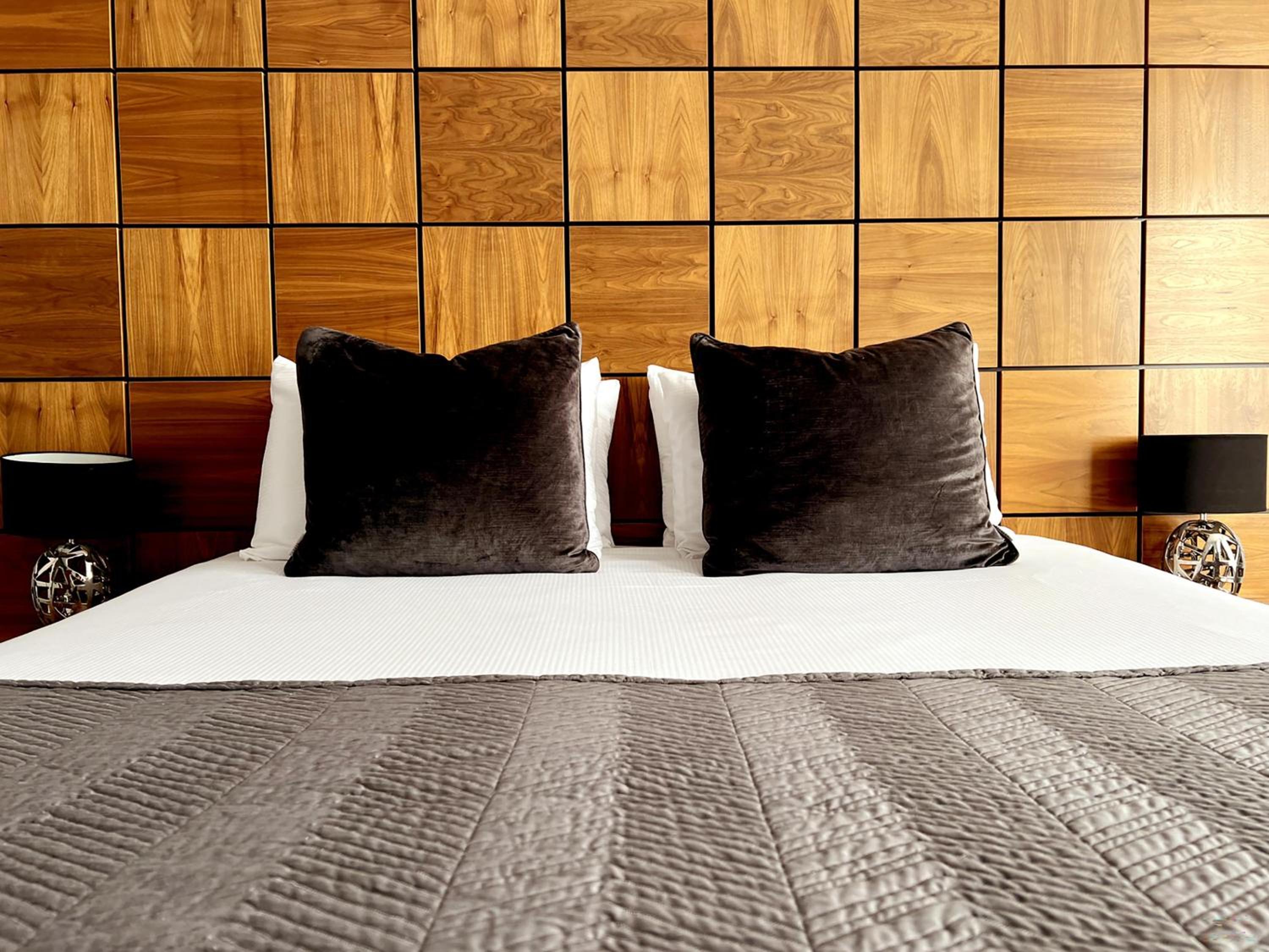 Junior King Suite 