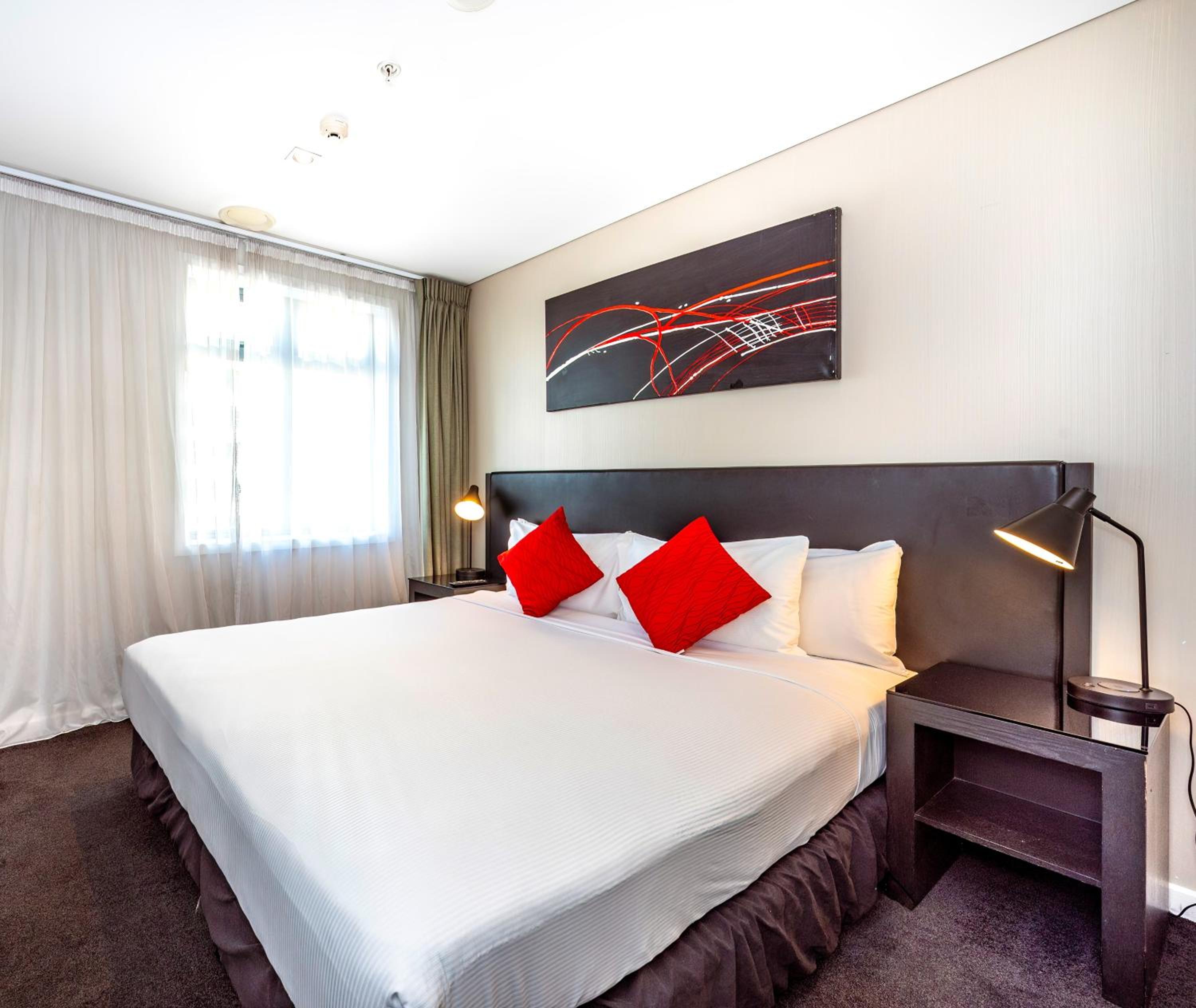 2 Bedroom Deluxe Apartment