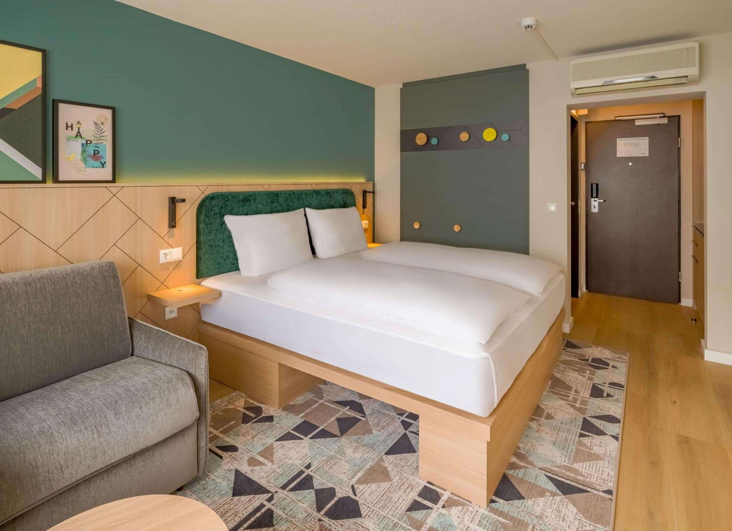 King Room with Kitchenette