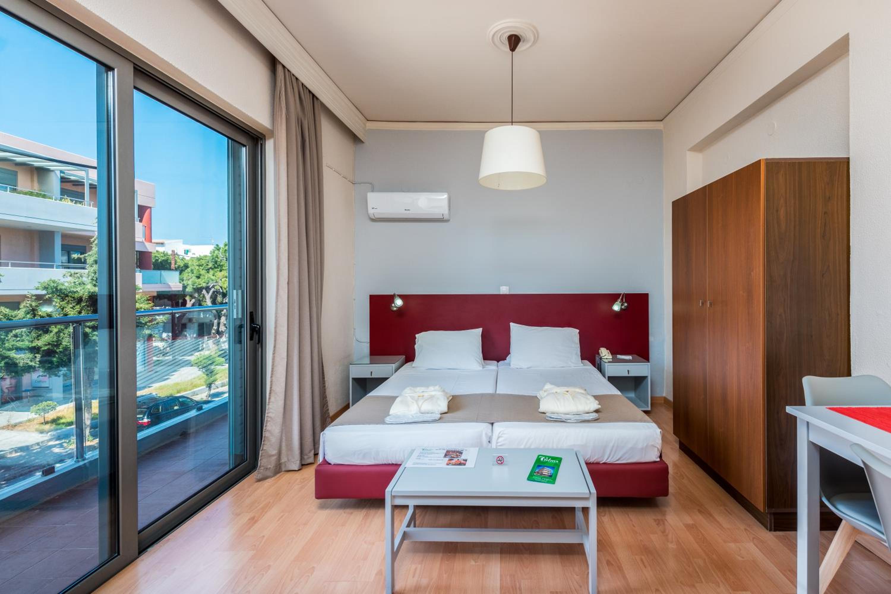 One-Bedroom Apartment (1-3 Adults)