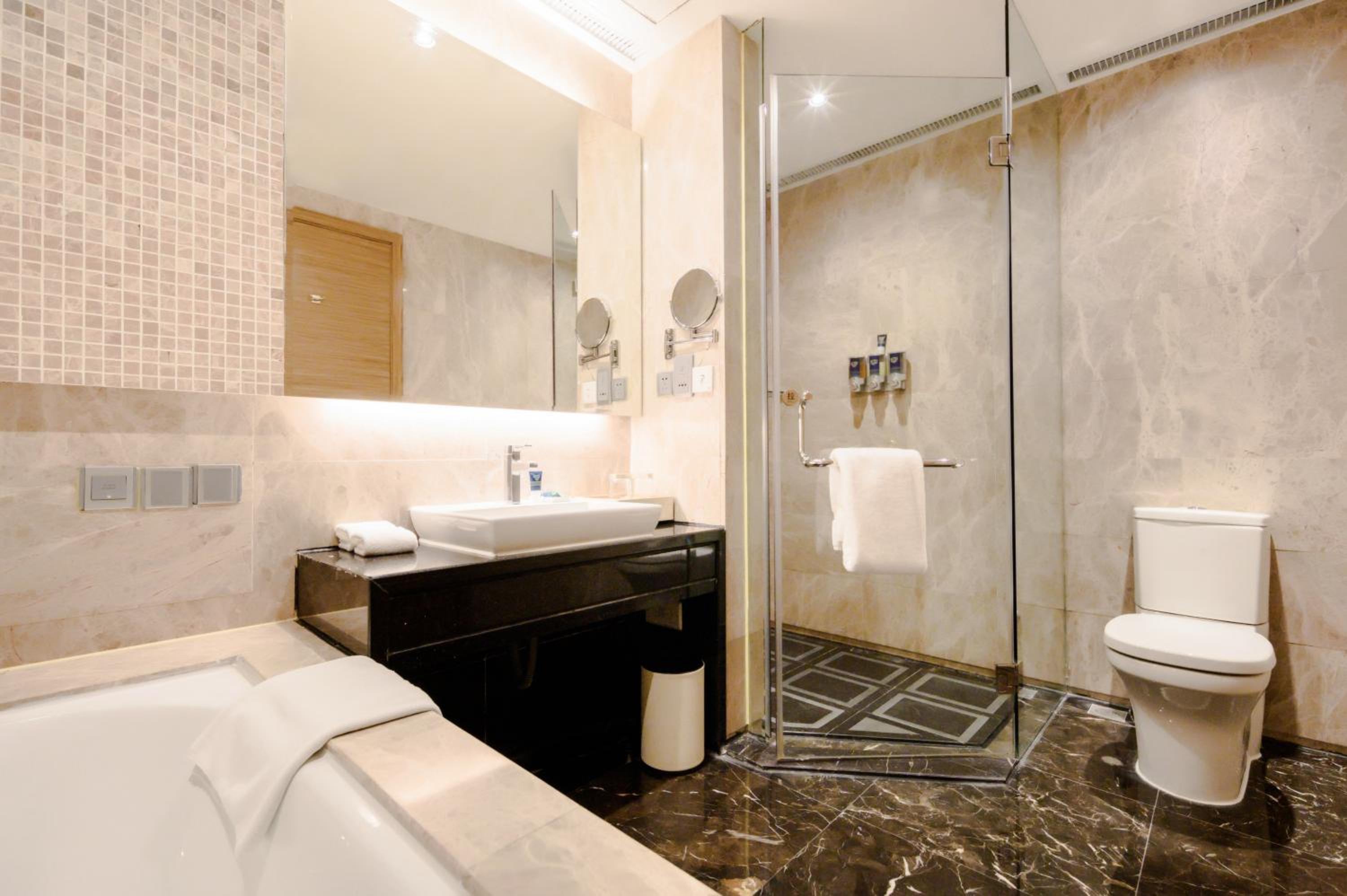 Superior King, Guest room, 1 King