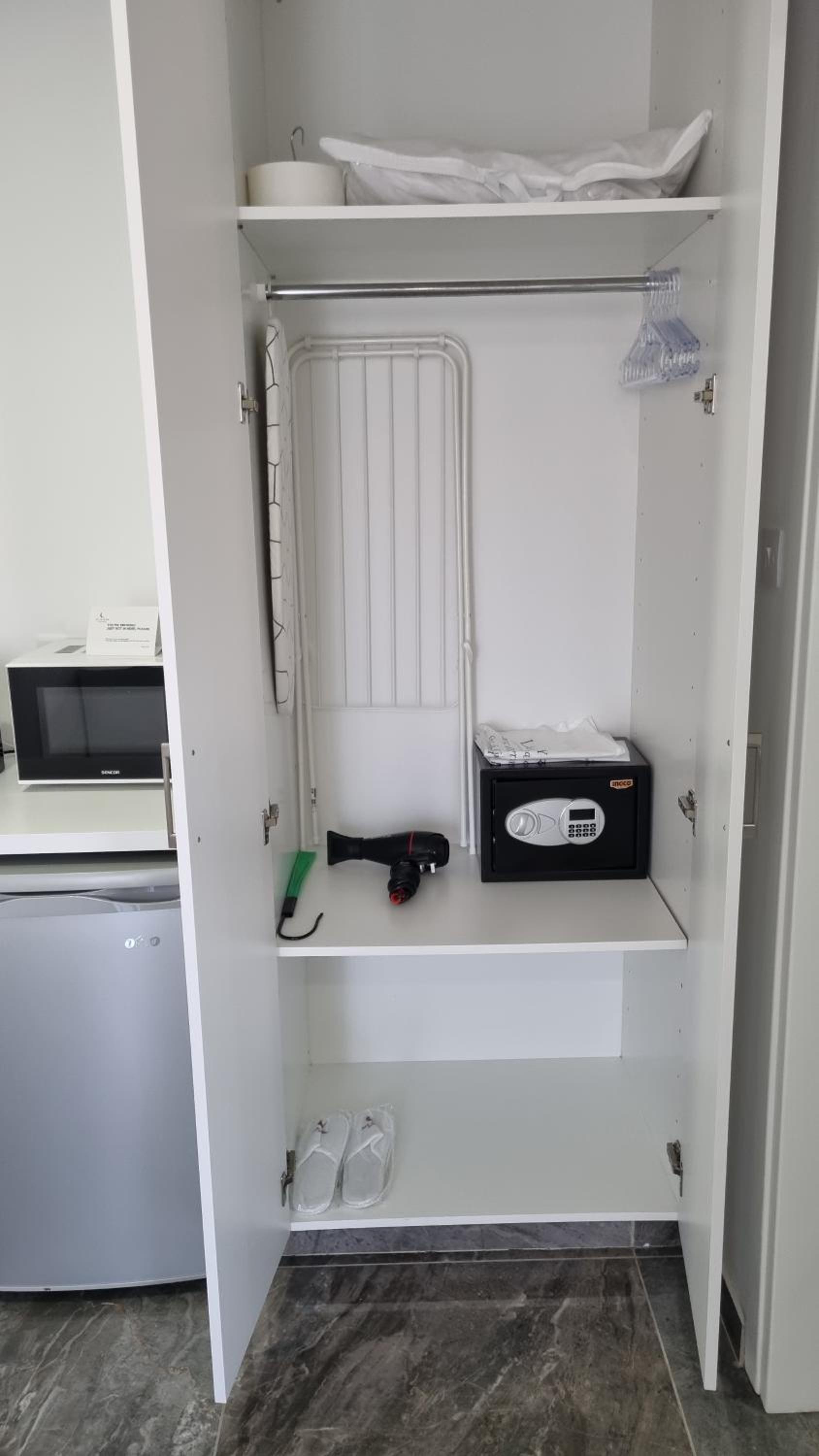 Superior Deluxe Double or Twin Room 