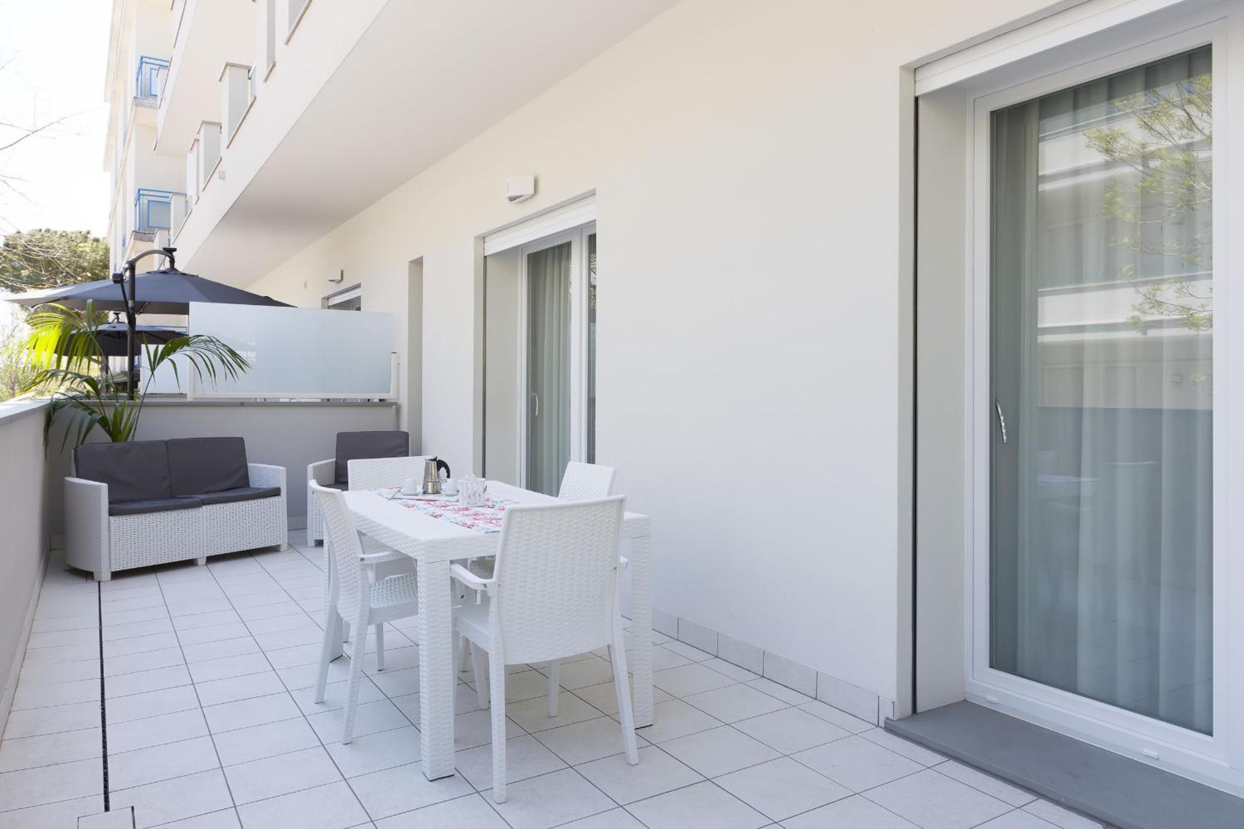 Apartment with Terrace