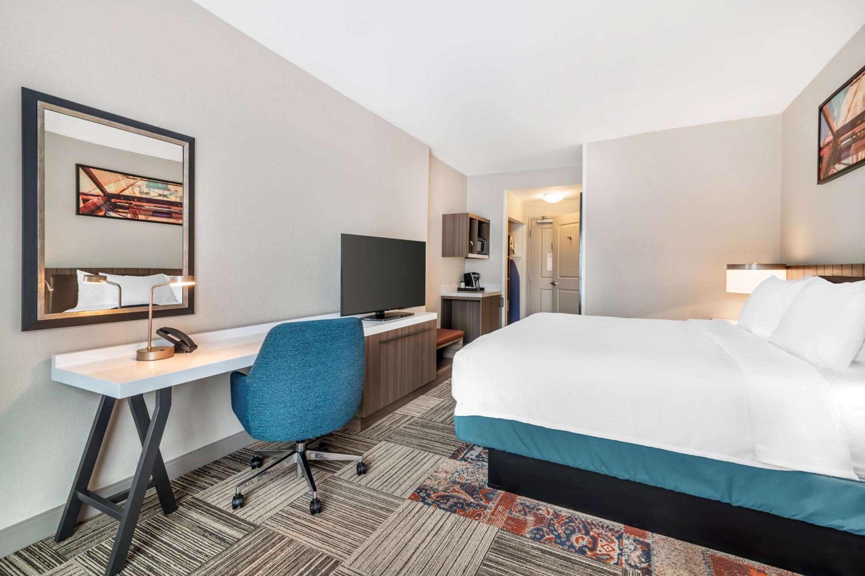 King Room with Walk-In Shower