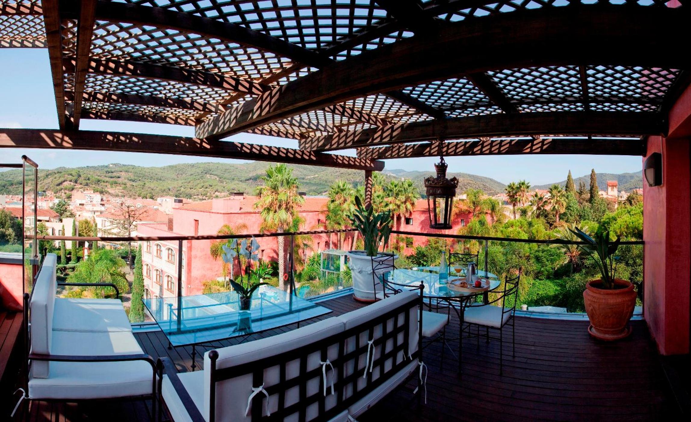 Master Suite with Spa Bath