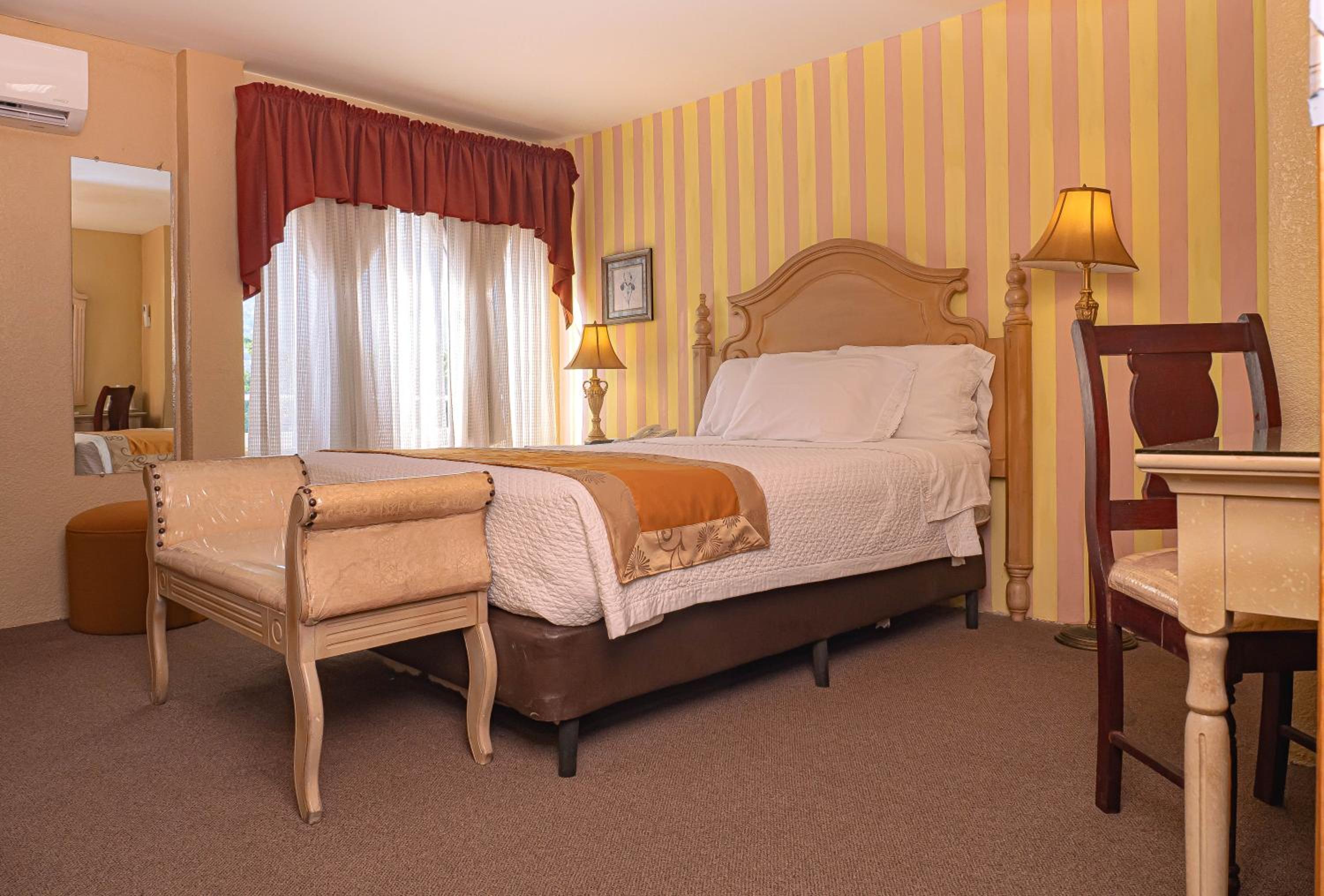Queen Room