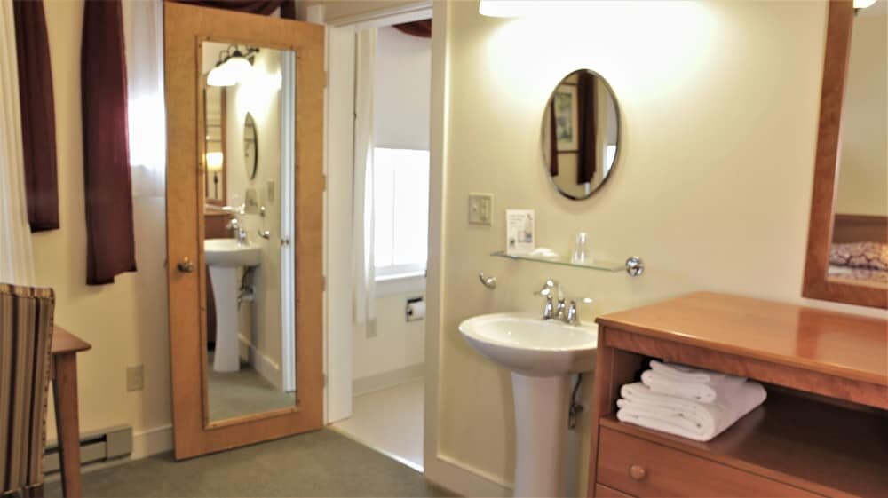 Traditional Room Non A/C