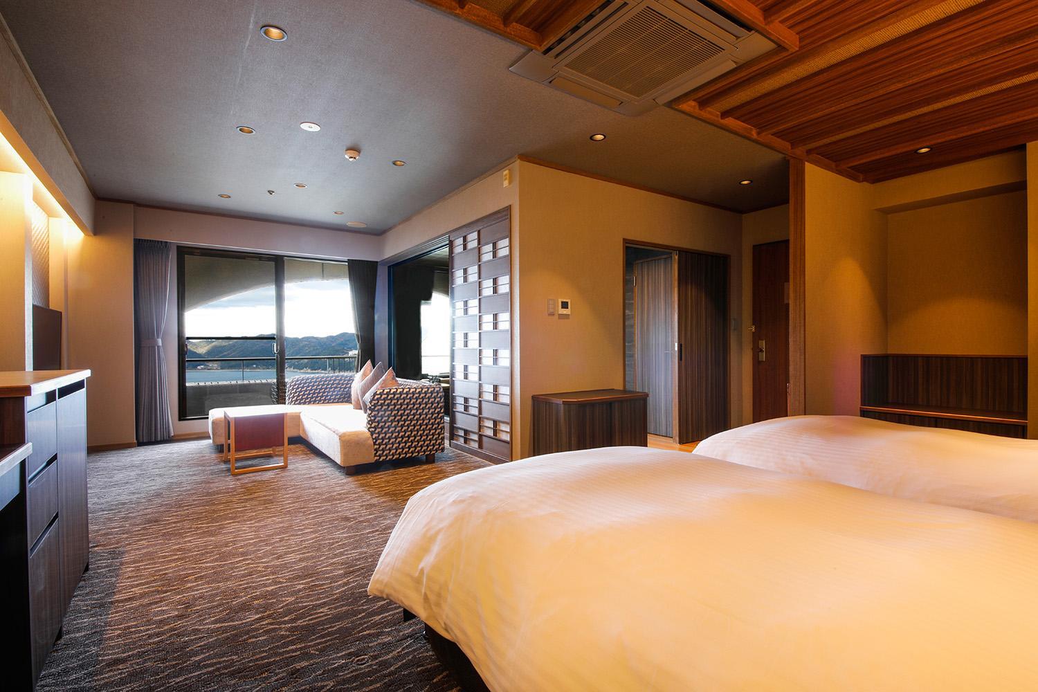 High Floor Deluxe Western Style Room With Fineview Bath - No Smoking (7th-8th Floor)