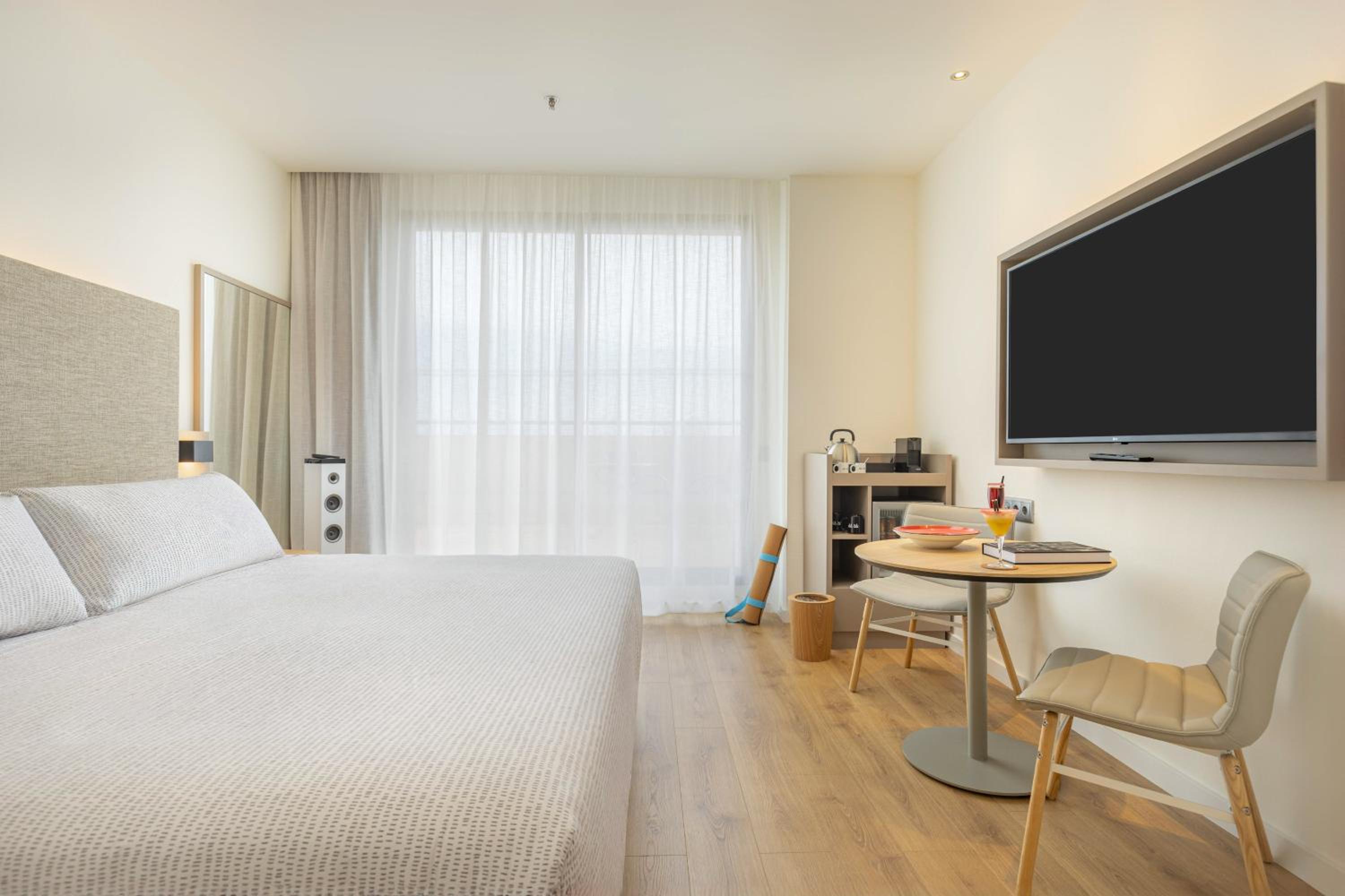 The Studio with Terrace