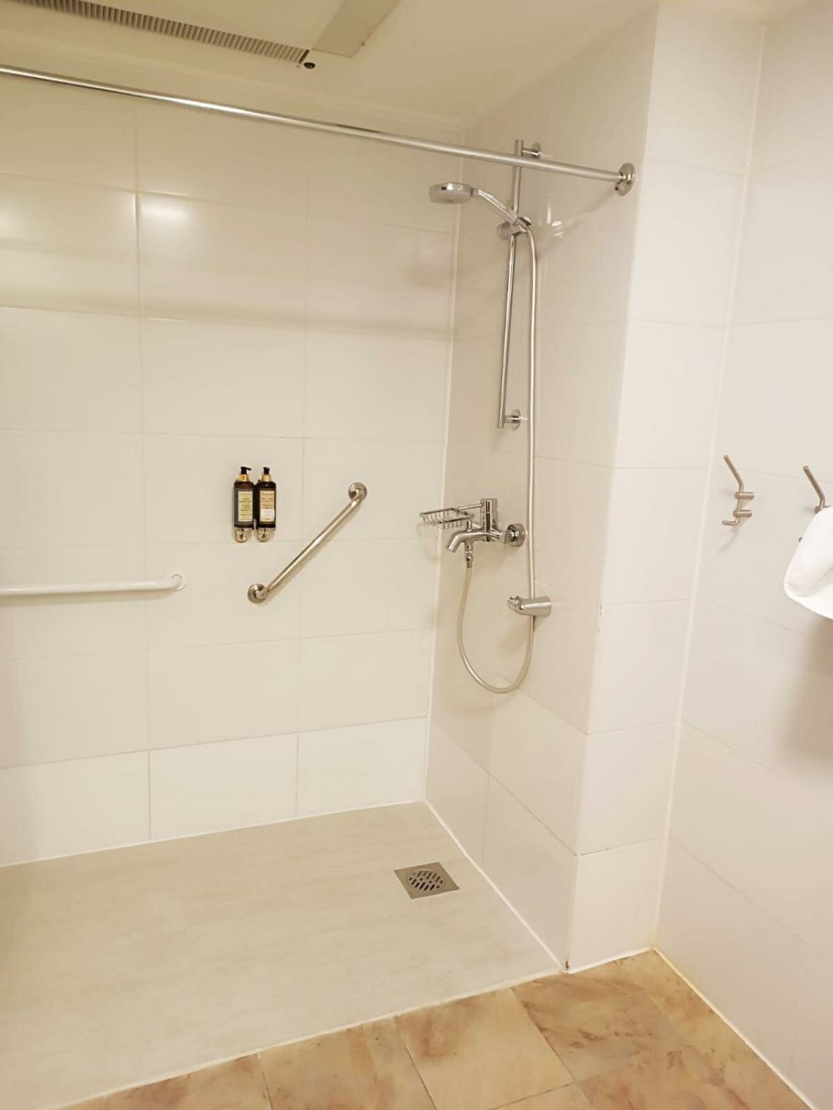 King Room - Mobility Access/Non-Smoking