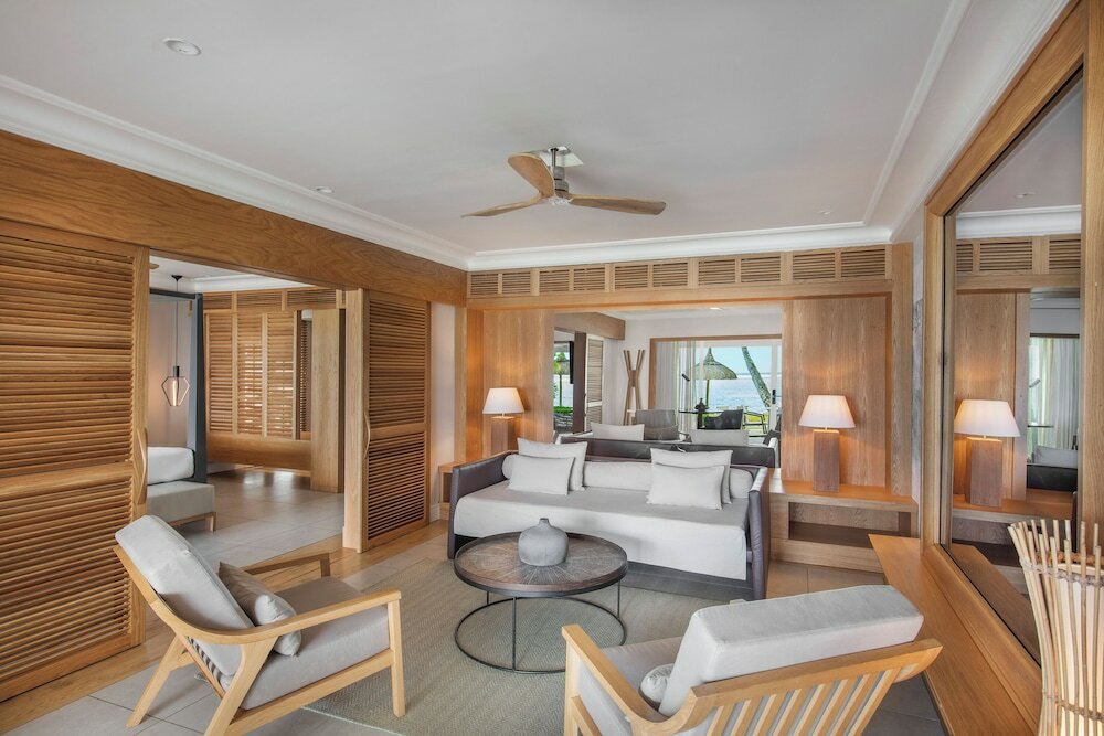 Executive Suite, Beachfront