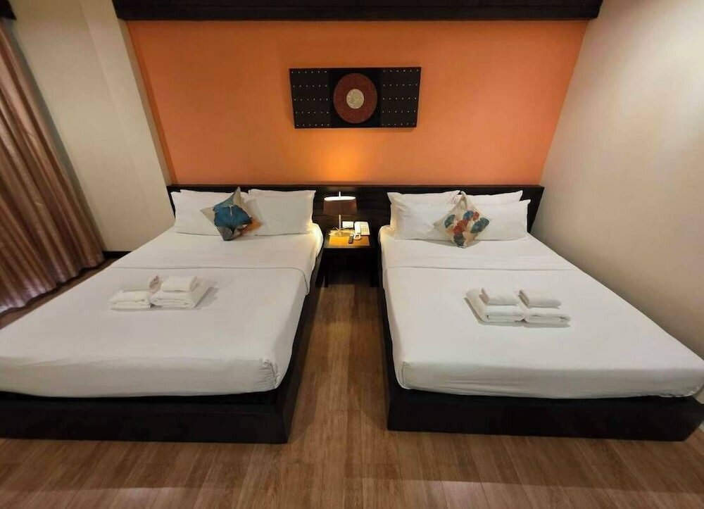 Top Superior Family 2 Queen