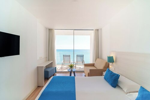 Room, 1 King Bed (Frontal Sea View, 2 Adults) в Hotel Benalmádena Beach