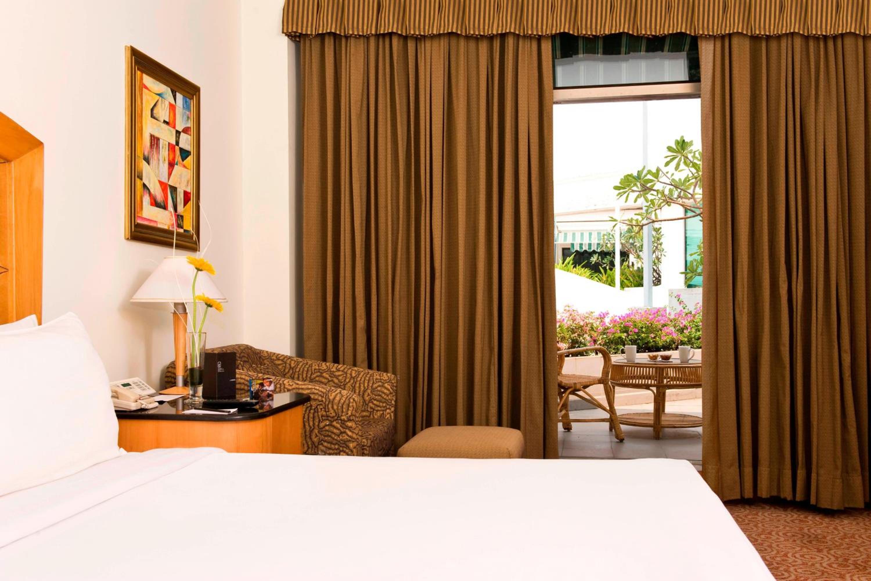 Deluxe Suite King