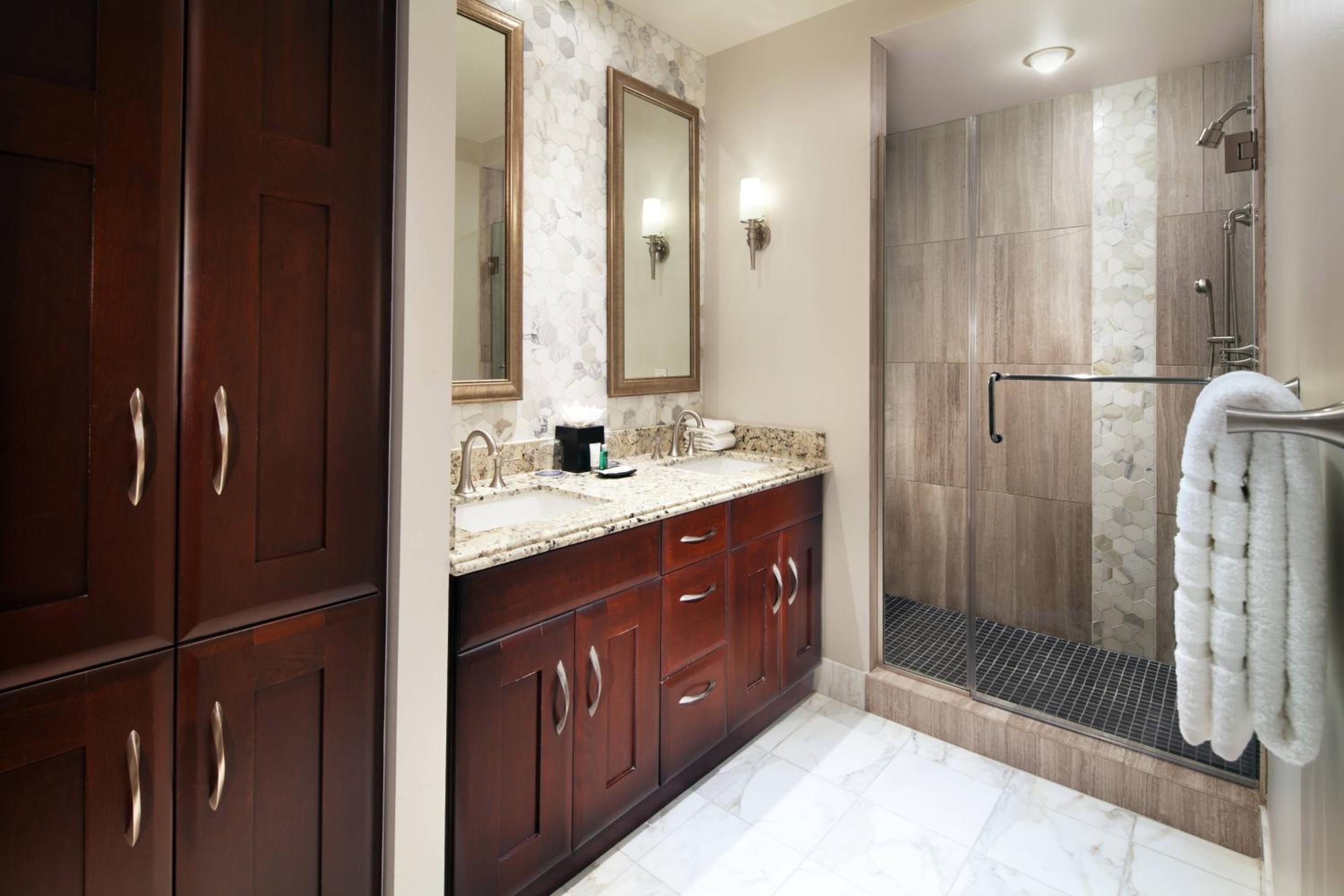 Heavenly One-Bedroom Apartment with One King Bed and Balcony