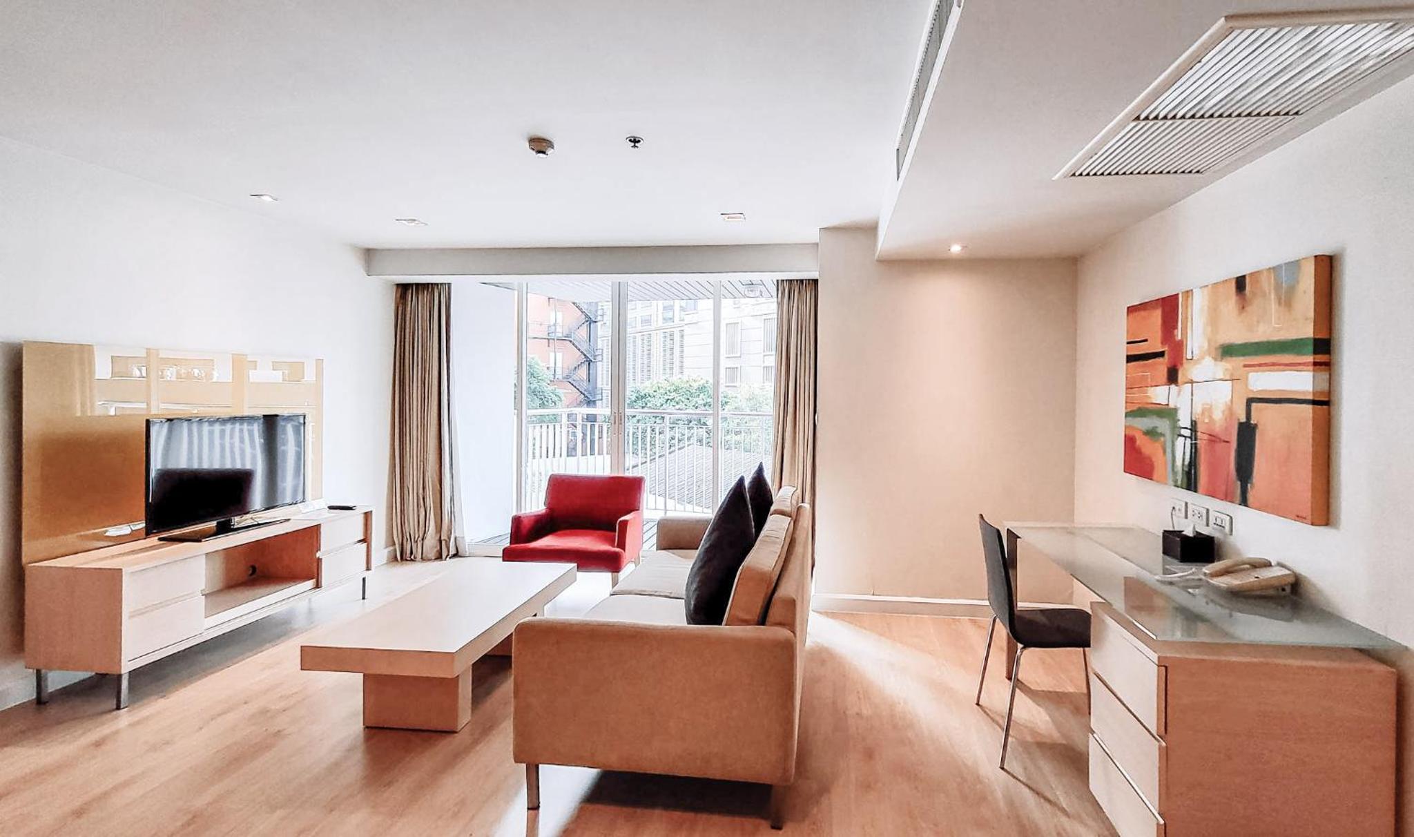 One-Bedroom Apartment