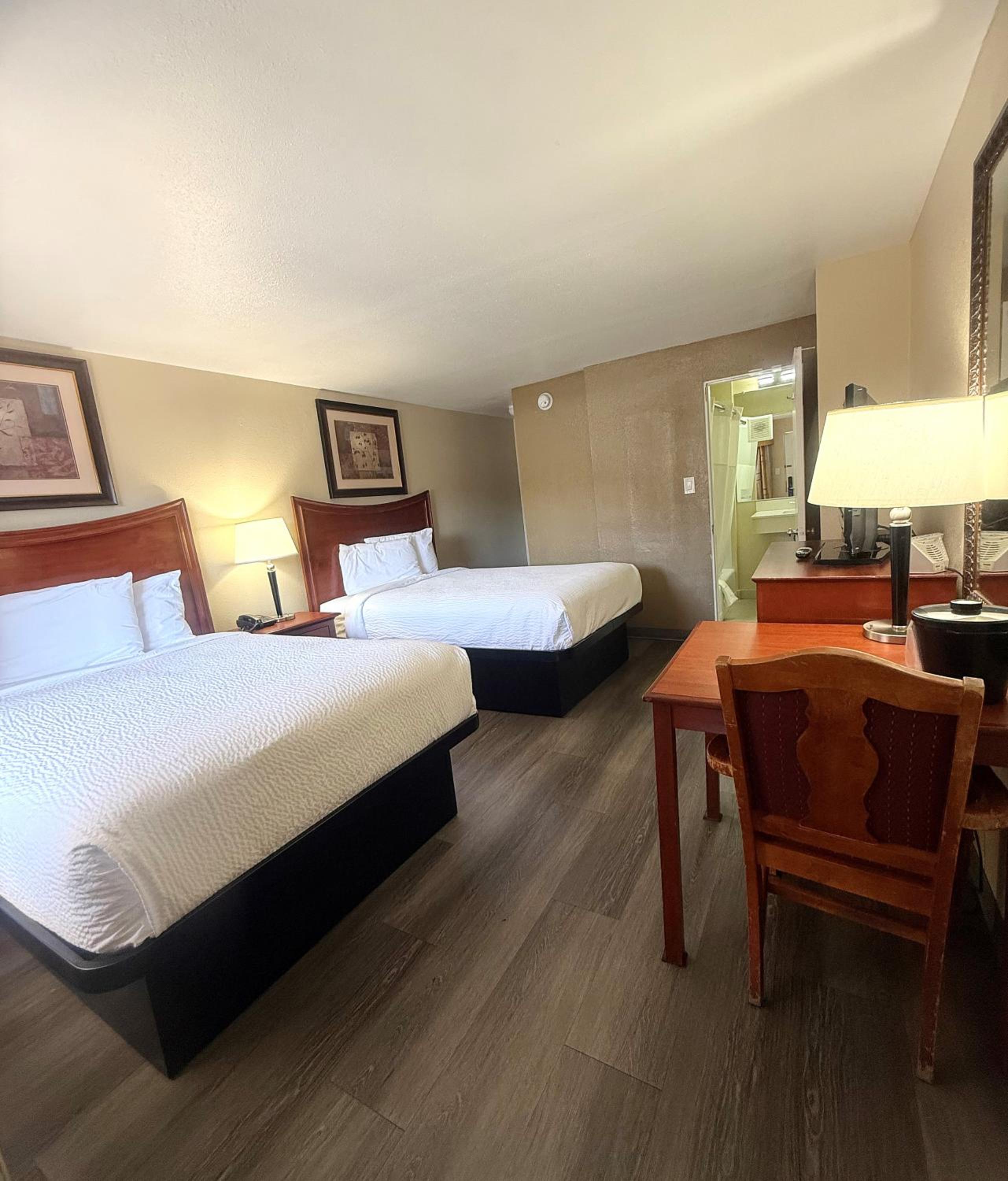 Double Room with Two Double Beds - Non-Smoking