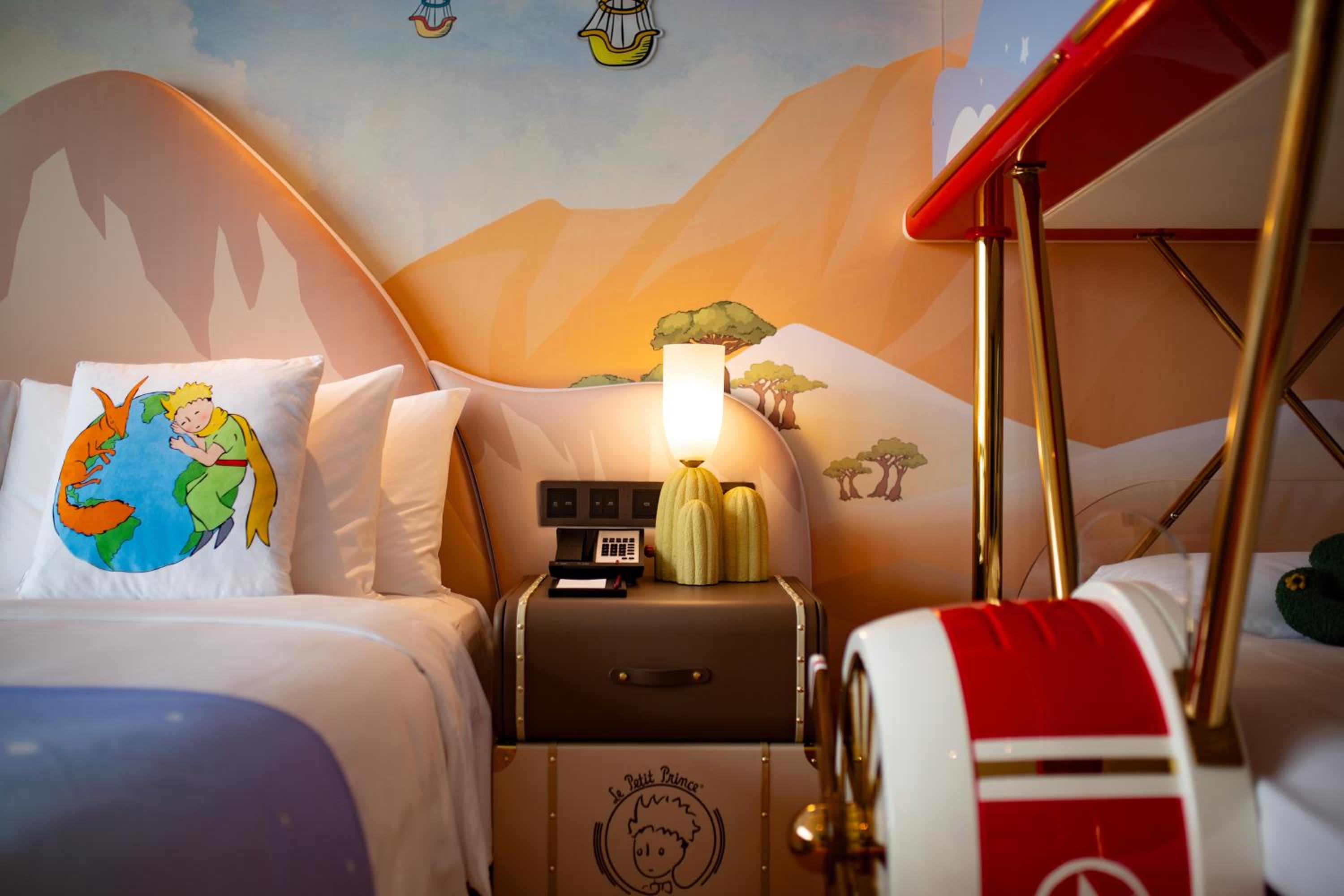 Deluxe Family King Room with River View - Lepetie Theme