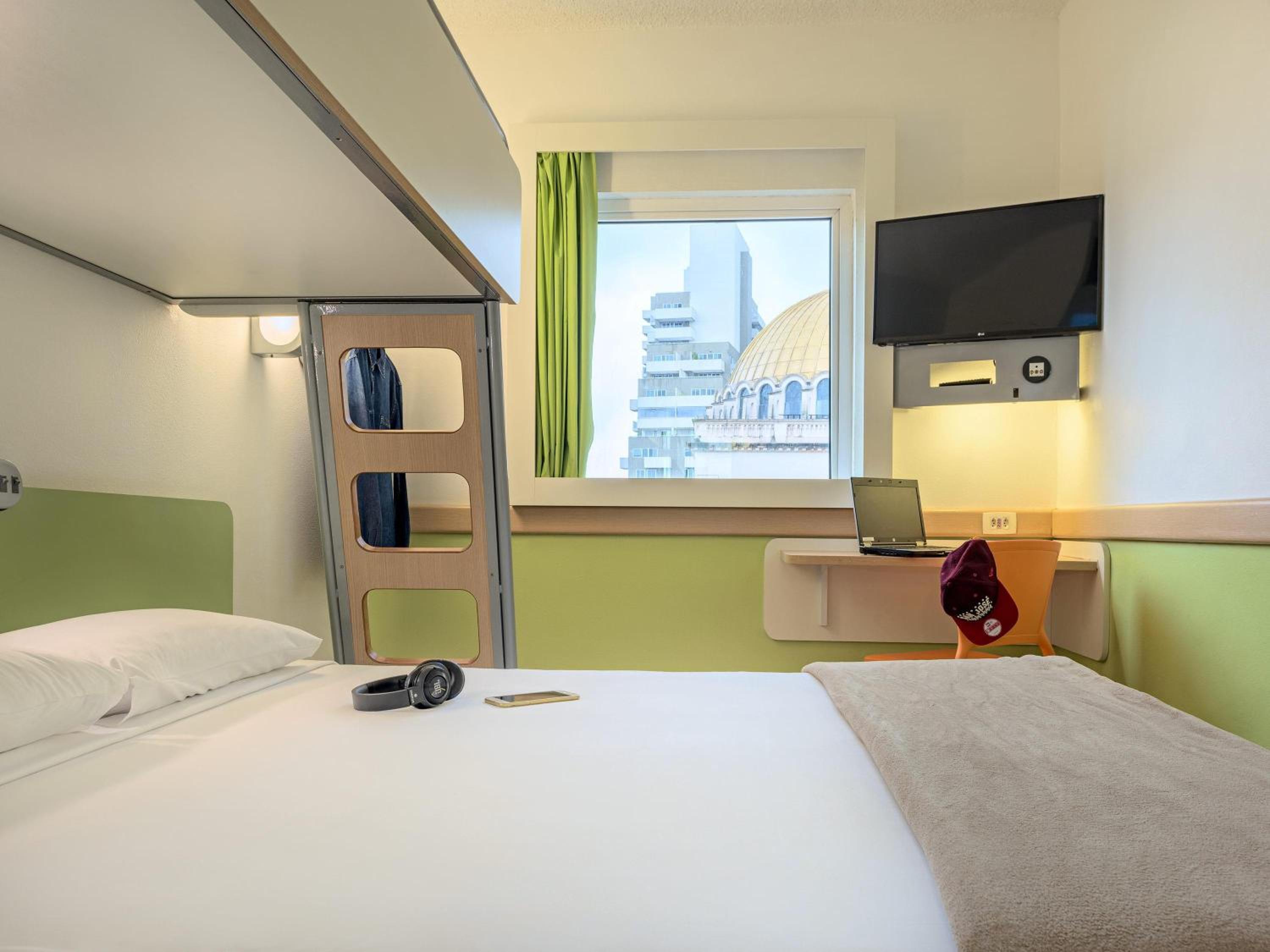 Superior Double Room with Pullout Bed